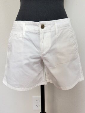 Old Navy White Women's Bermuda Shorts